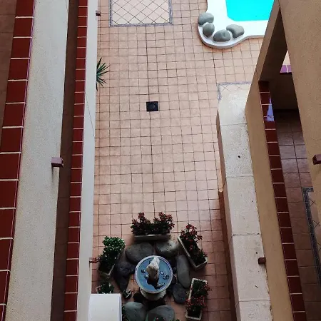 Elegant Valero 3 Bedrooms Apartment *