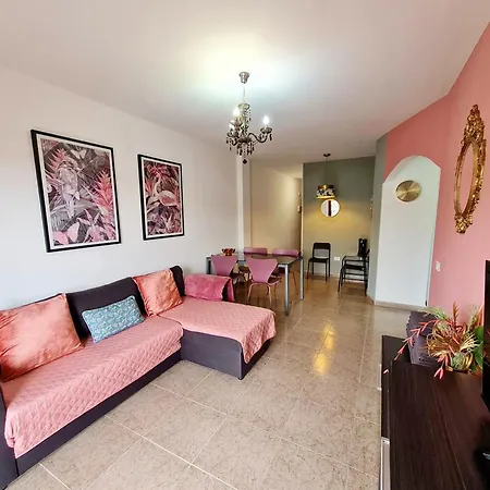 Elegant Valero 3 Bedrooms Apartment