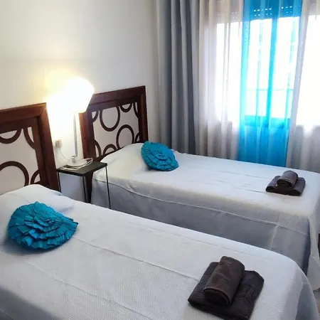 Elegant Valero 3 Bedrooms Апартаменты