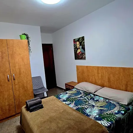 Elegant Valero 3 Bedrooms Lägenhet *