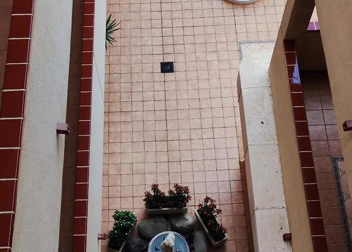 Elegant Valero 3 Bedrooms Apartment *